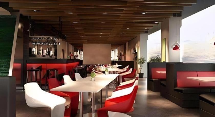 G Suites Hotel By Amithya Surabaya Buitenkant foto