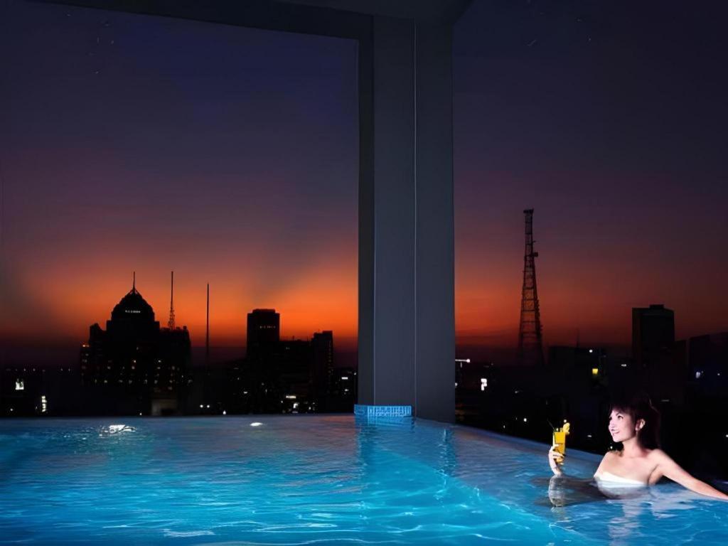 G Suites Hotel By Amithya Surabaya Buitenkant foto